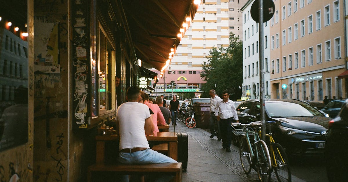 Life in Mahmutlar: A Warm Glimpse into Neighborhood Atmosphere and Daily Routines