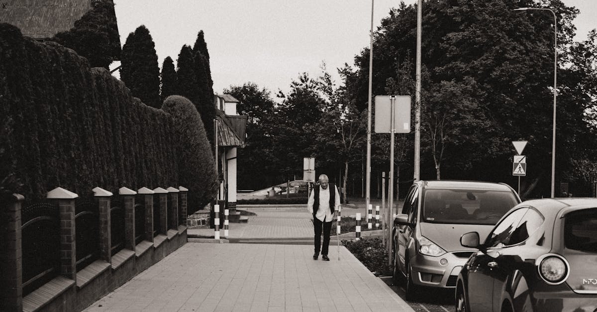 Living in Mahmutlar: What You Need to Know About the Neighborhood Atmosphere and Daily Routines