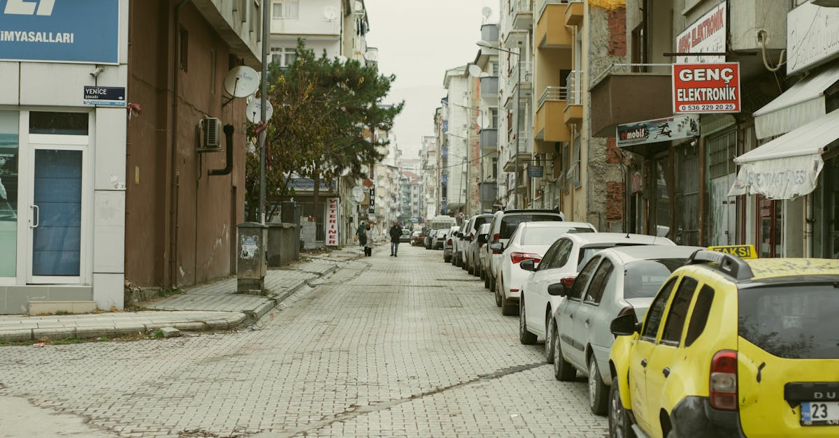 Alanya Mahallelerinde Günlük Hayat: Sokaklar, Rutinler ve Sosyal Atmosfer
